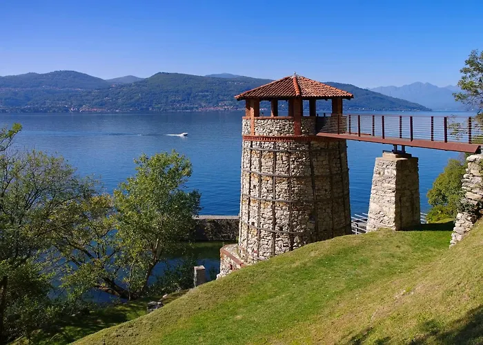 La Luna Nel Lago Lake View Garden - Happy Rentals