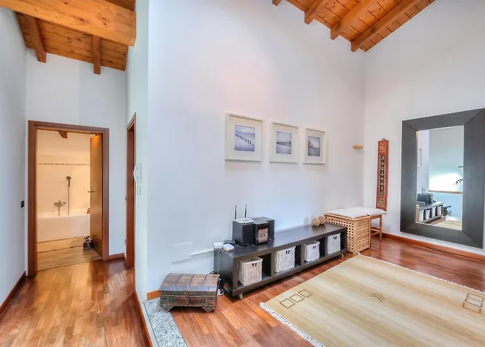 Miralago Lake View & Private Garden - Happy Rentals